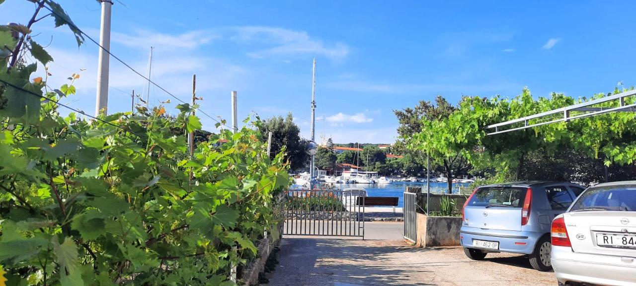 Apartment Jagoda Krk Town Luaran gambar