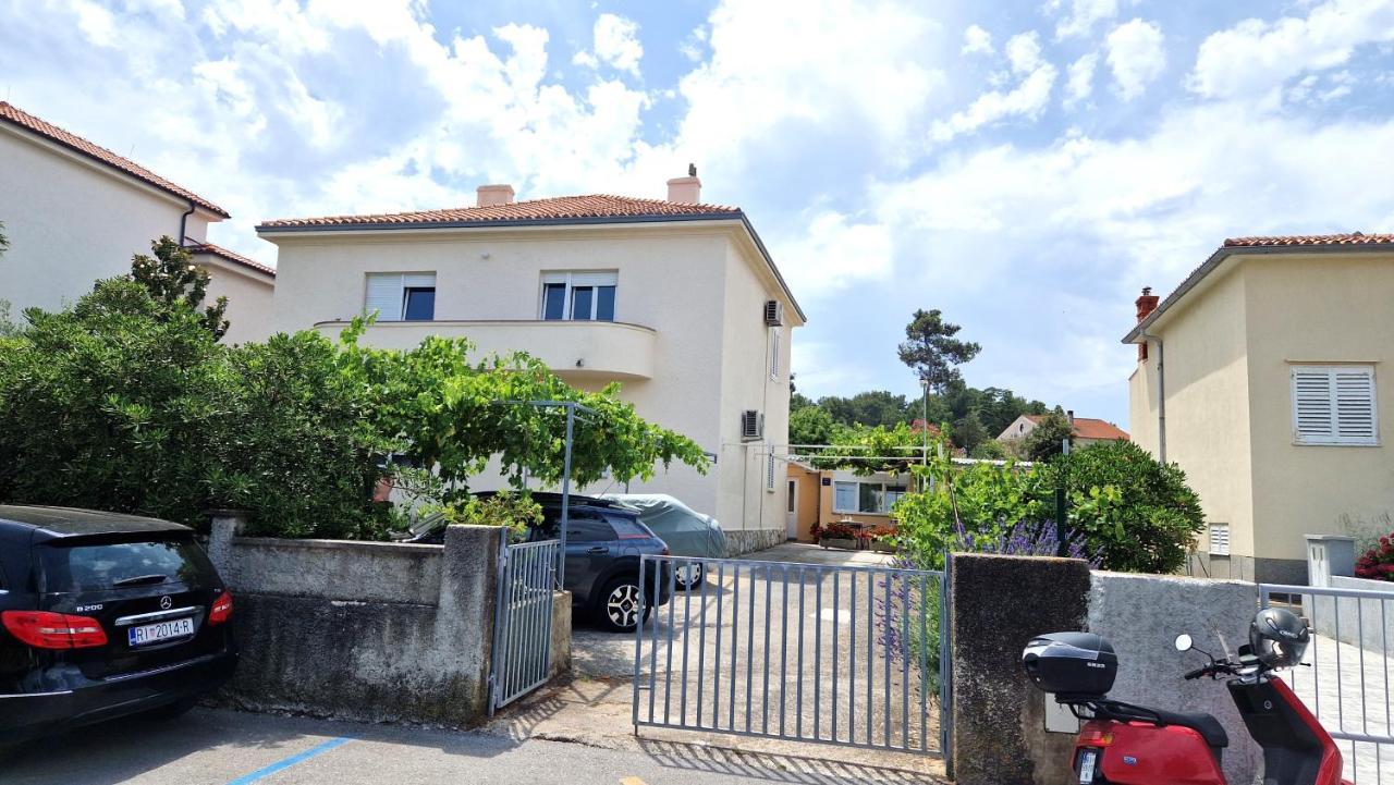 Apartment Jagoda Krk Town Luaran gambar