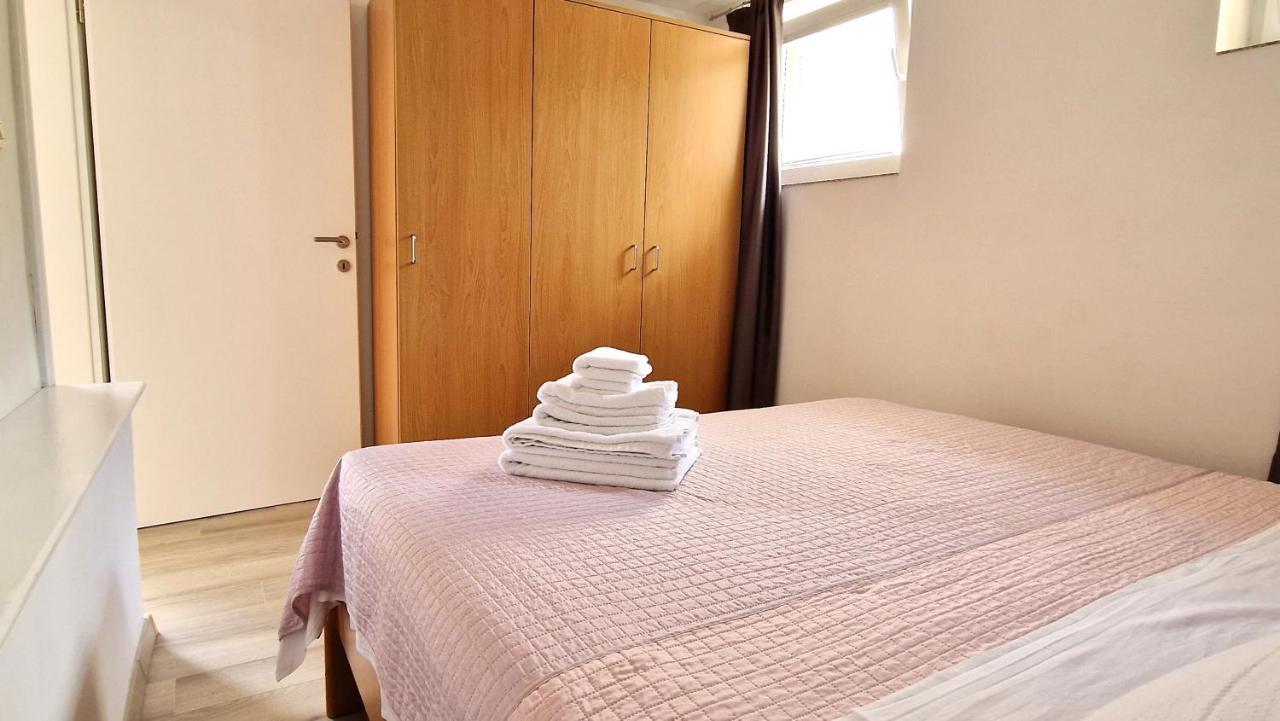 Apartment Jagoda Krk Town Luaran gambar